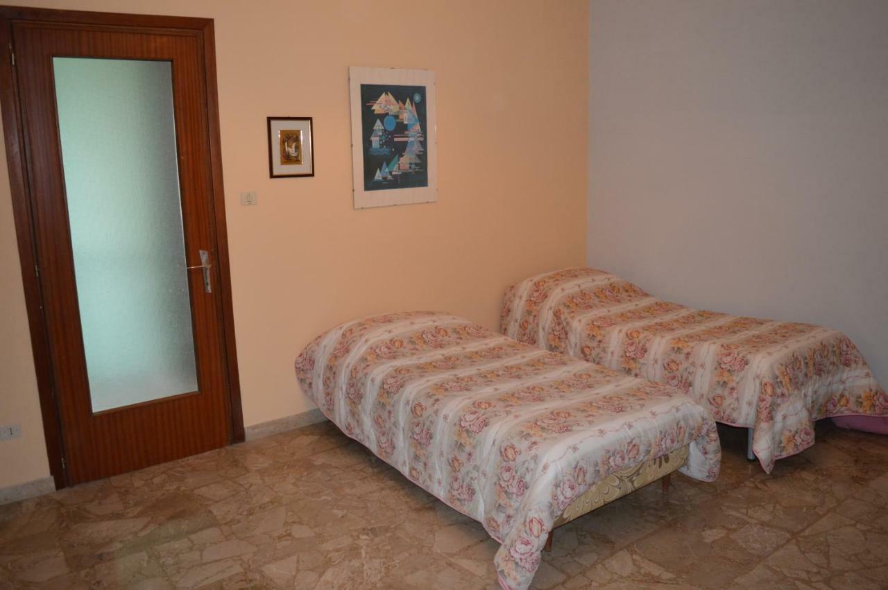 Villa Paulette Bassignana Экстерьер фото