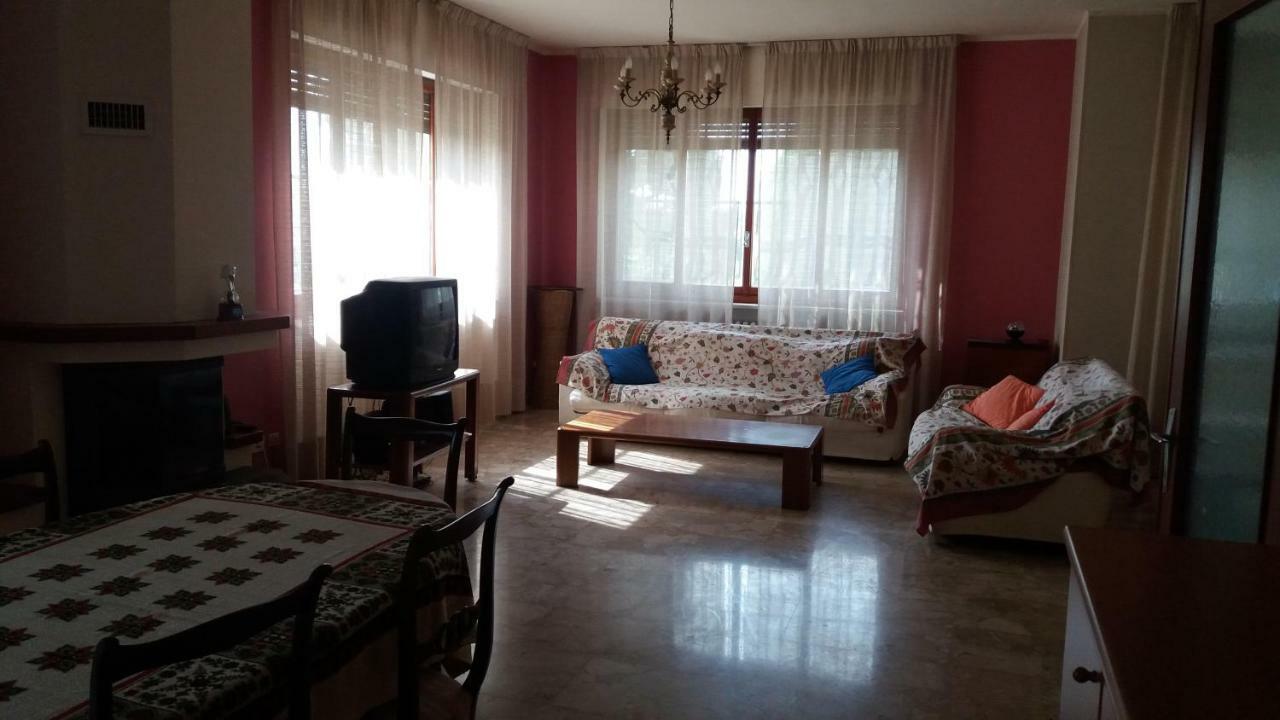 Villa Paulette Bassignana Экстерьер фото